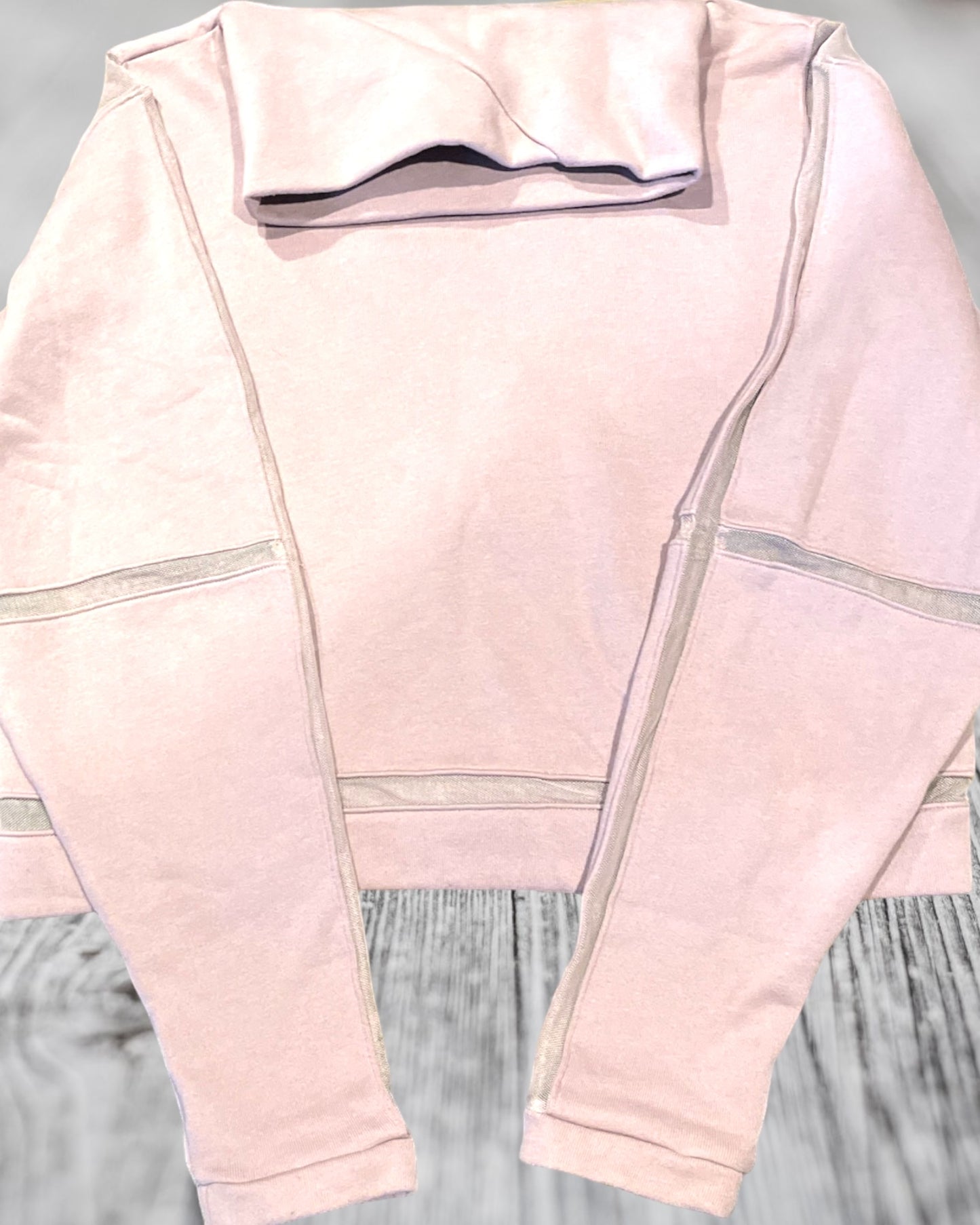 ALO sweatshirt size m/L