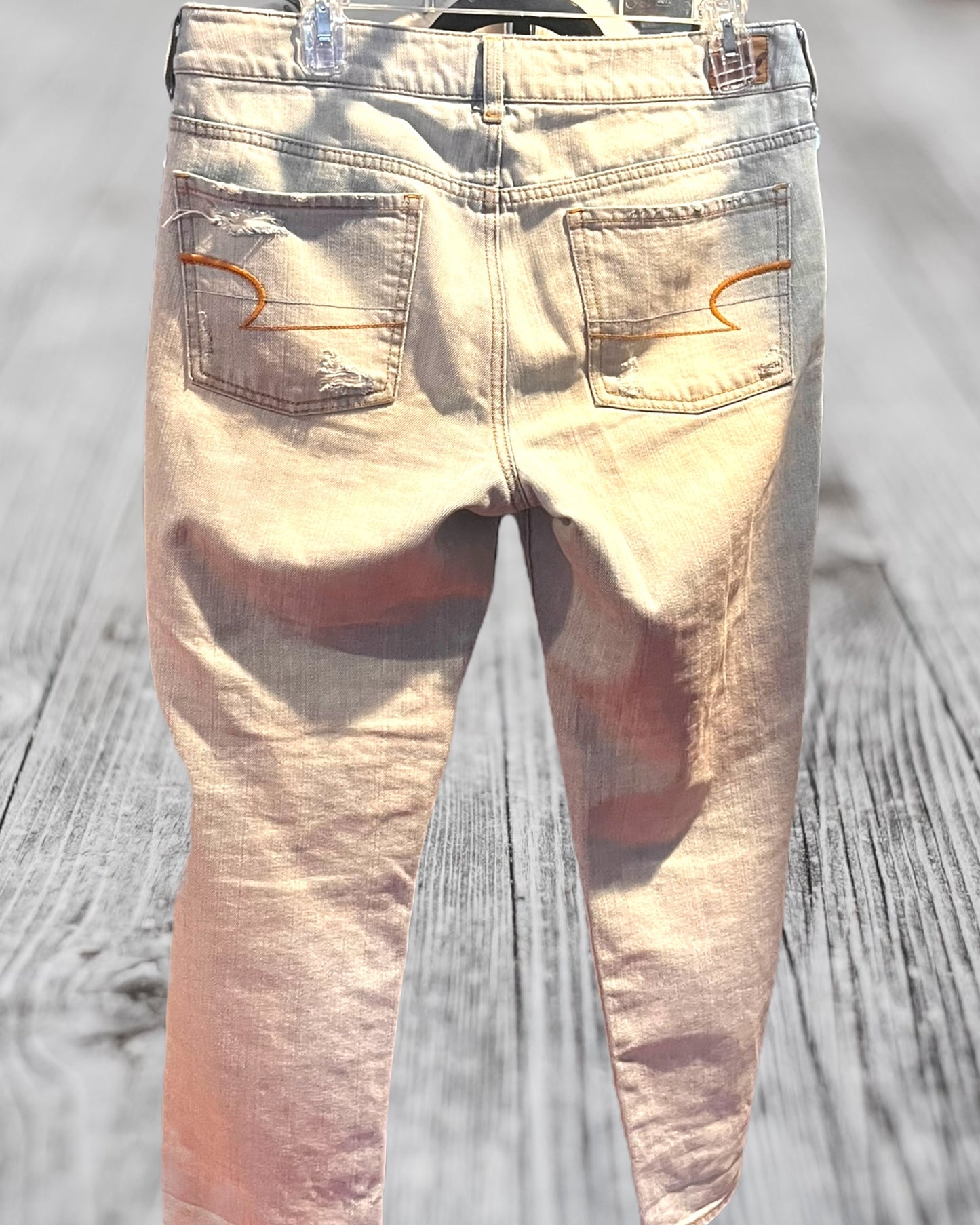 America Outfitters distressed jeans
