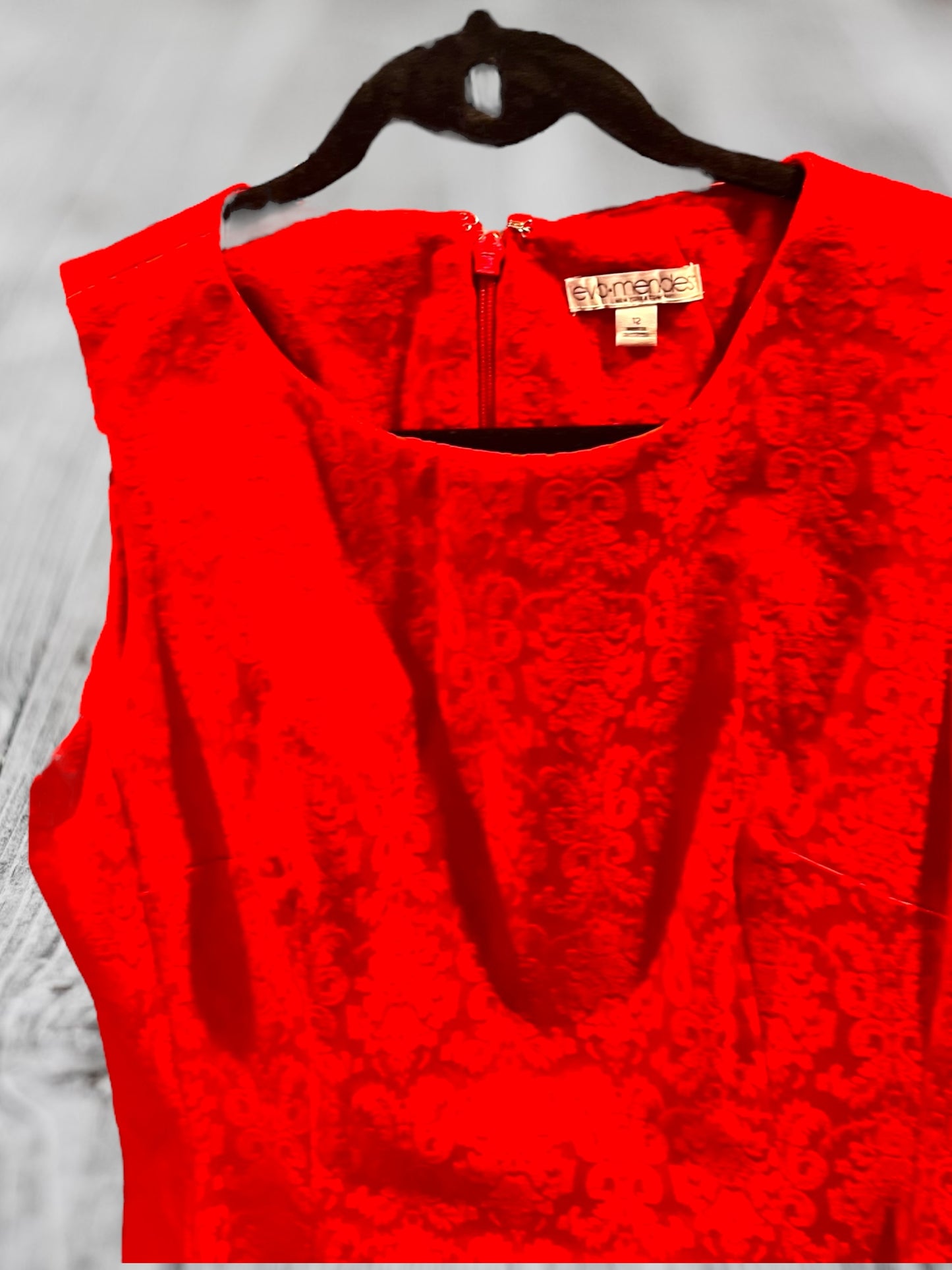 Eva Mendez (NY&Co) red dress