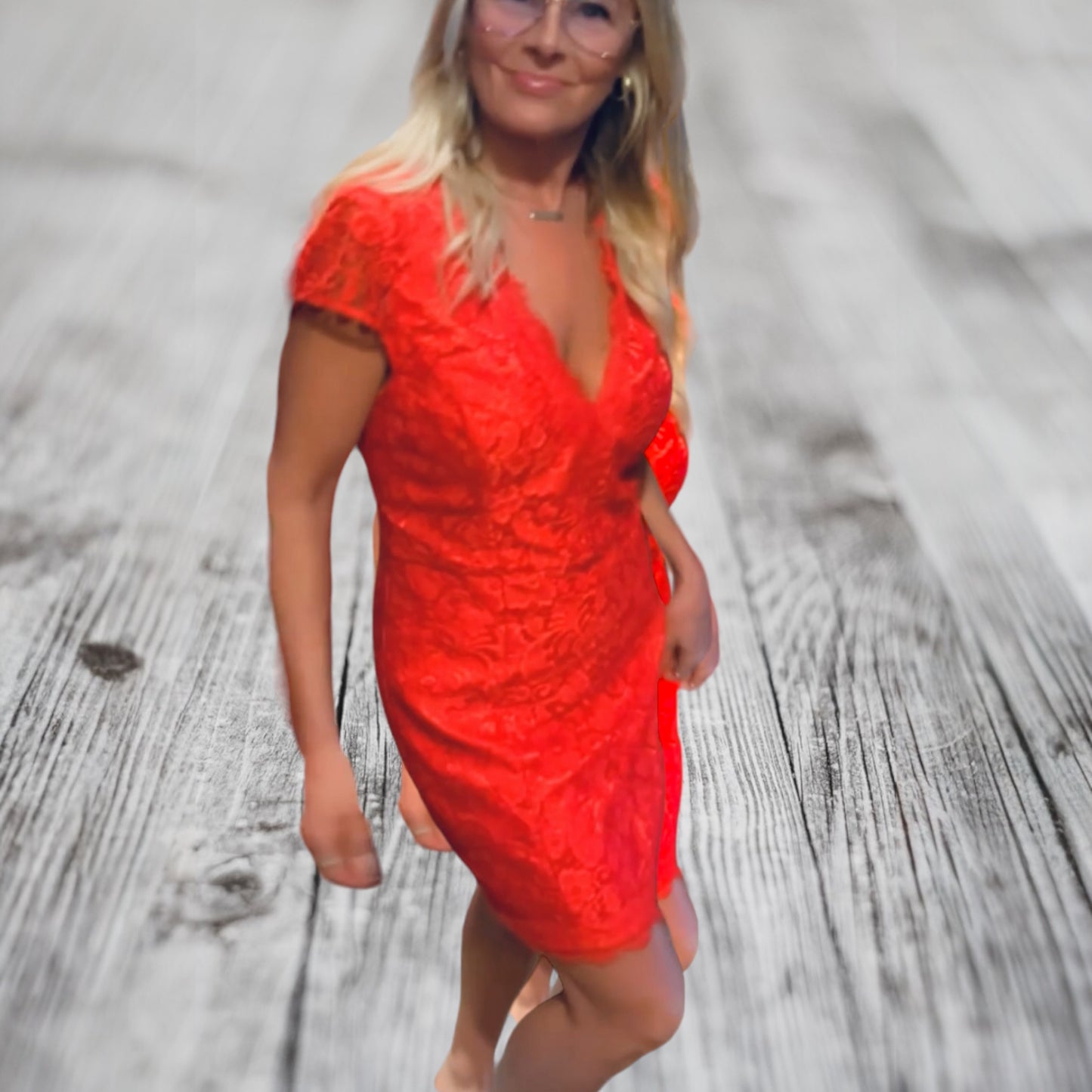 BeBe HOT lace short dress